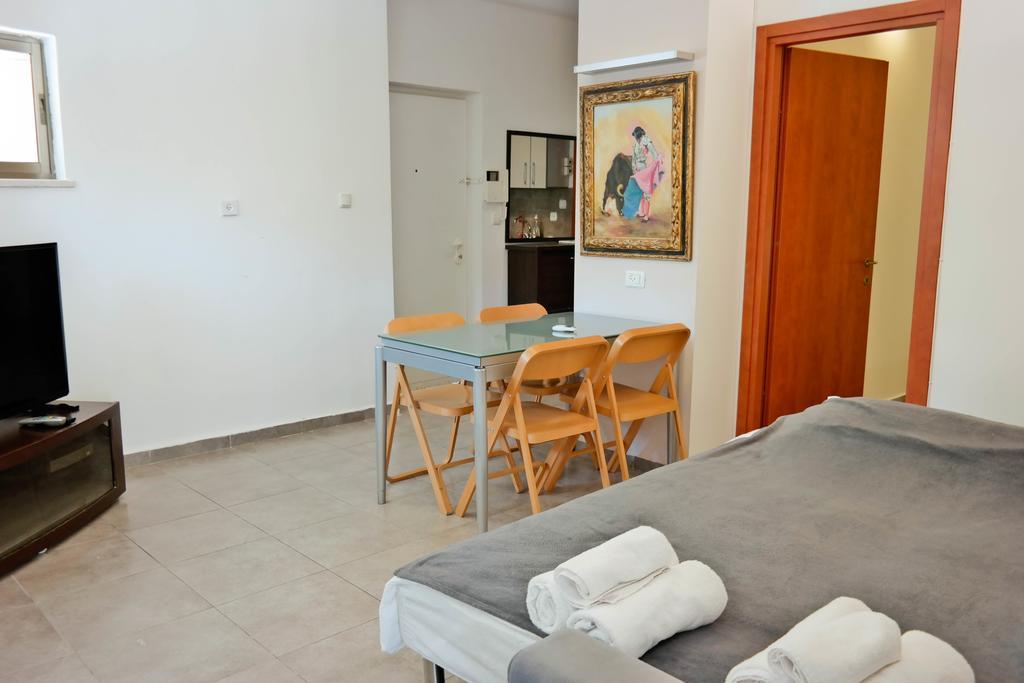 Miraks Ge'Ula Apartamento Tel Aviv Exterior foto